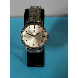 Vintage 1969 OMEGA GENEVE men's manual wind watch 601 17Jewel swiss silver tone